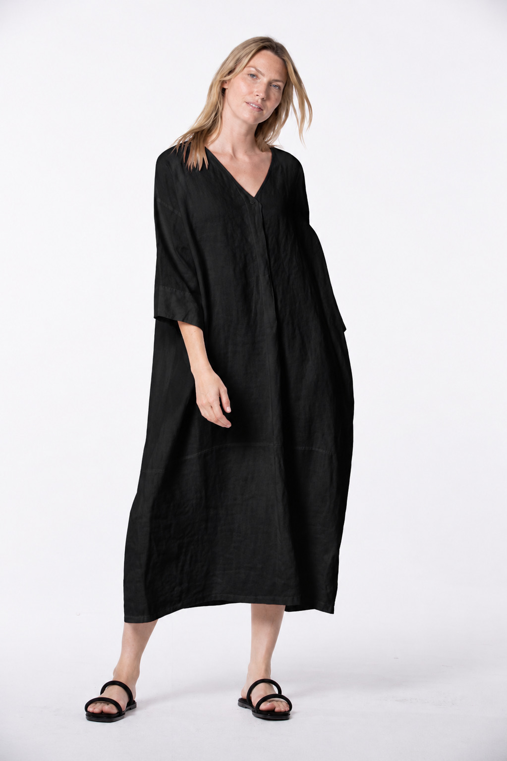 OSKA Kleid 513 / 100% dünnes Leinen