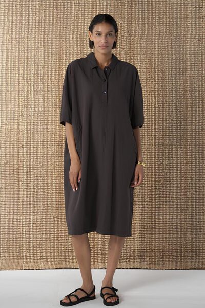 OSKA Kleid 624 / BAUMWOLL-LEINEN-SEERSUCKER